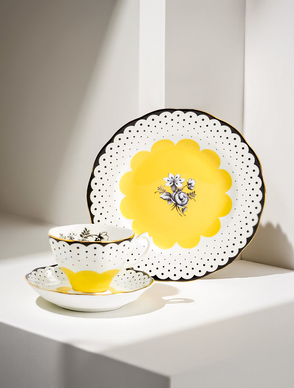 Чайный набор из 3 предметов 100 Years of Royal Albert